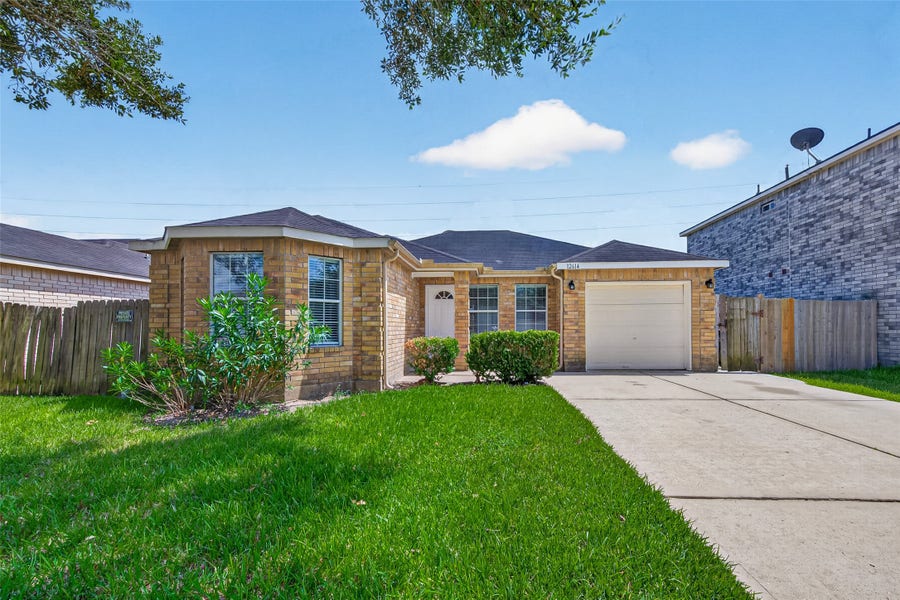 Property photo for 12614 Rio Bravo Street, Rosharon, TX