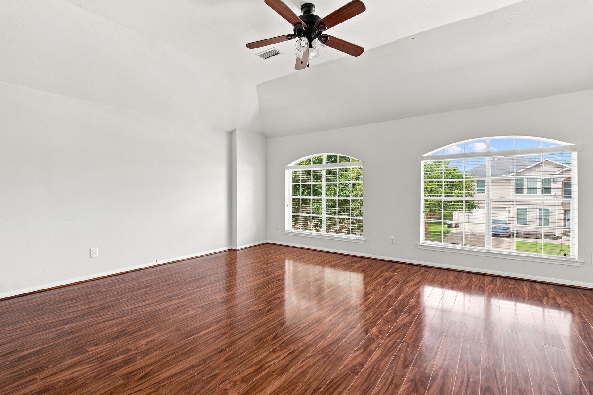 11122 W Cyrus Drive, Houston, TX 77064 11122 W Cyrus Drive, Houston, TX 77064