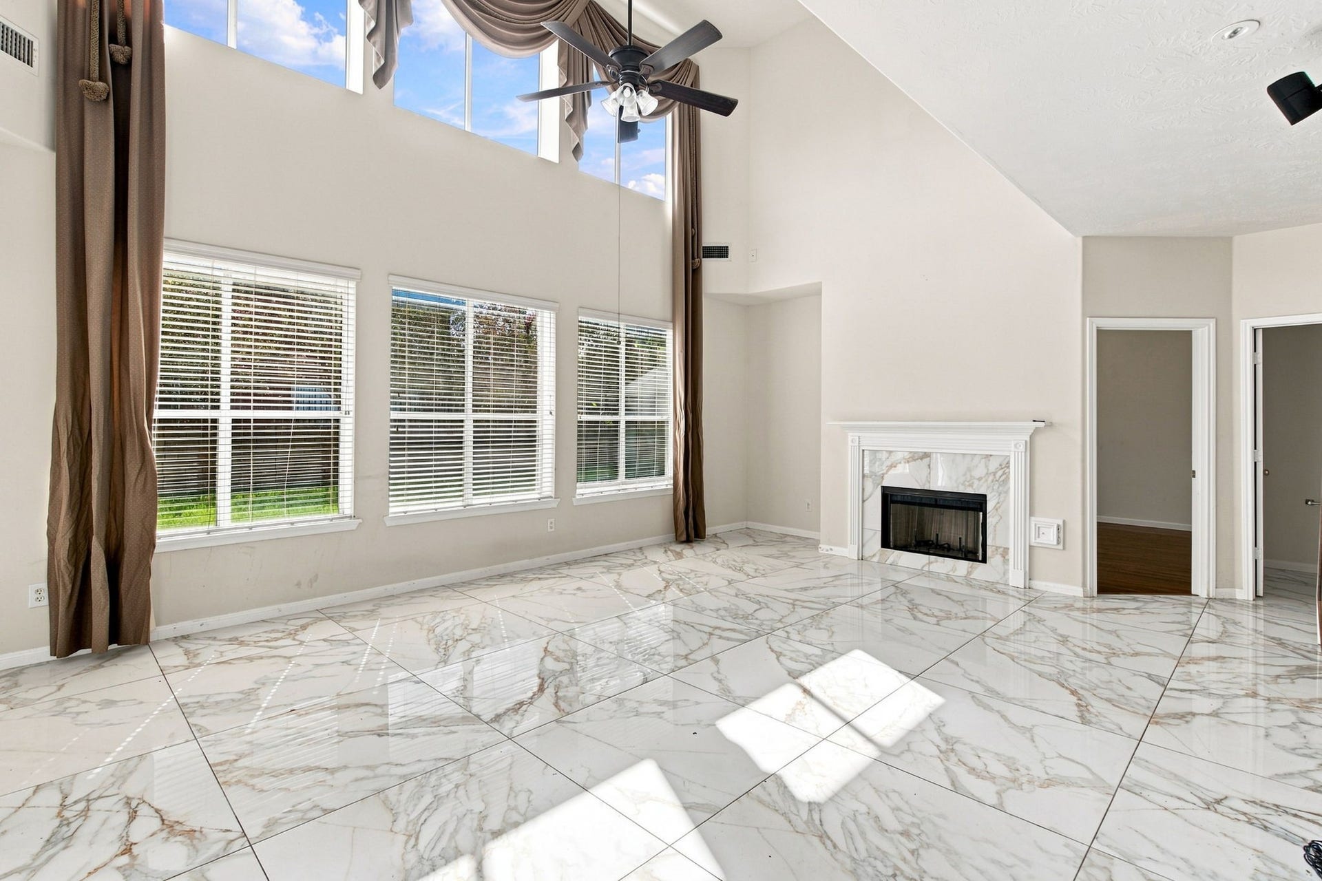 11122 W Cyrus Drive, Houston, TX 77064 11122 W Cyrus Drive, Houston, TX 77064