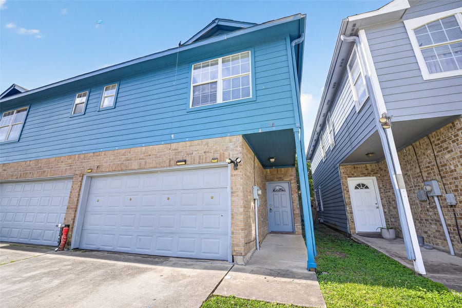 Property photo for 15515 Waldron Circle, #B, Houston, TX