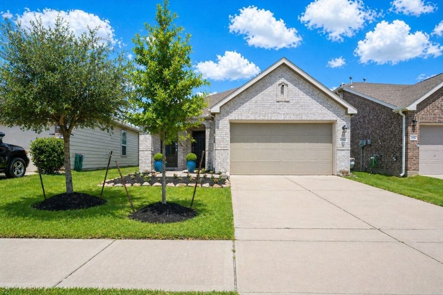 Property photo for 25702 Royal Catchfly Road, Katy, TX