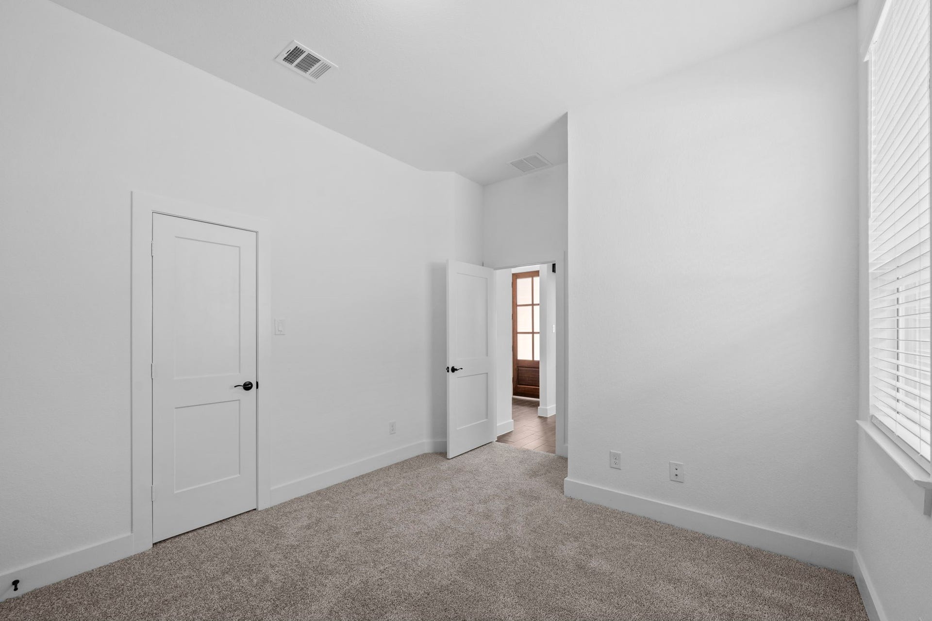 521 Dogshade Lane, Waller, TX 77484 Photo representative of floorplan only