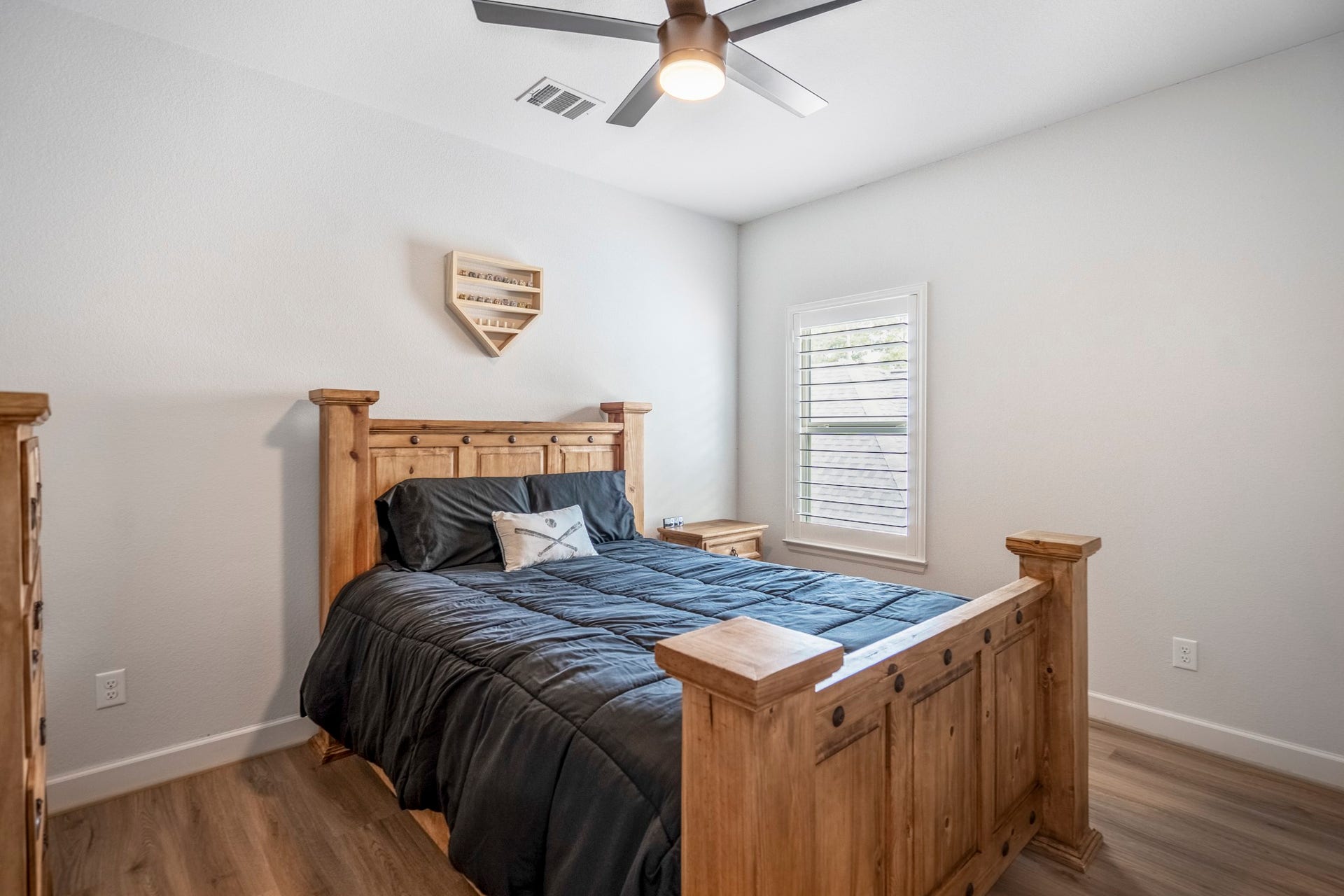 304 Mullins Court, Montgomery, TX 77316 One of three bedrooms on the 2nd level.