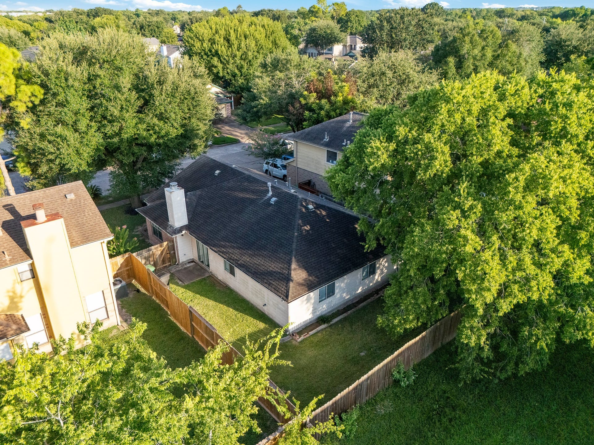 15506 Appleridge Drive, Houston, TX 77489 15506 Appleridge Drive, Houston, TX 77489