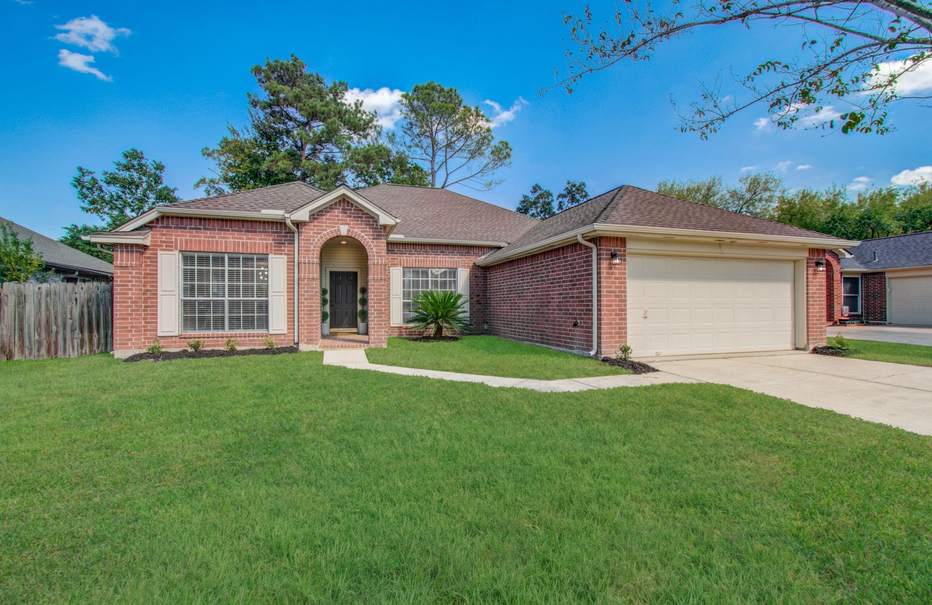 22522 Red Pine Drive, Tomball, TX 77375