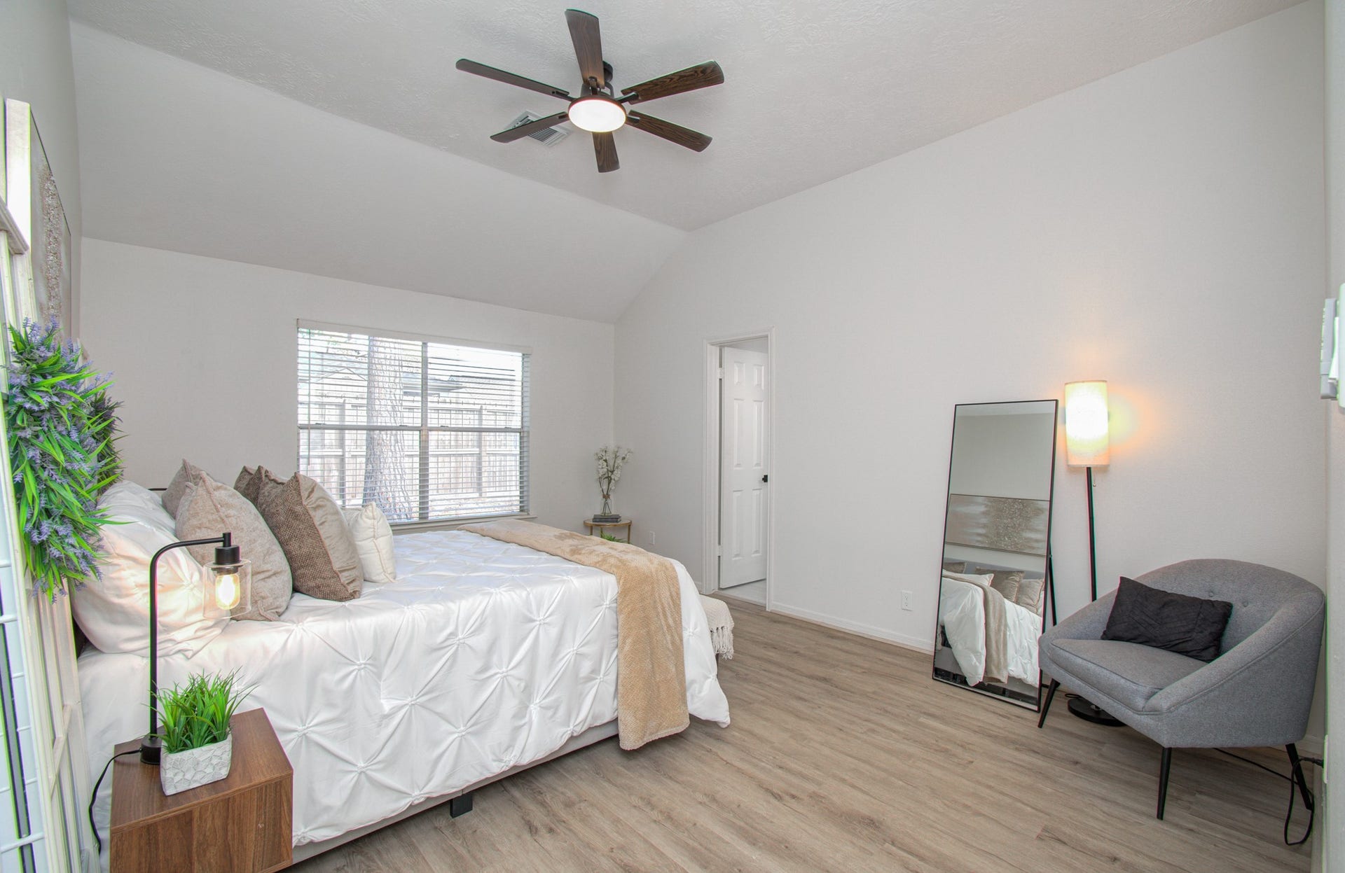 22522 Red Pine Drive, Tomball, TX 77375