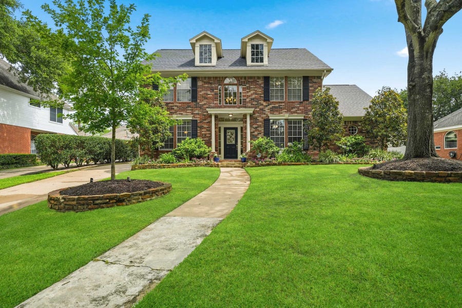 Property photo for 19722 Knightsridge Lane, Houston, TX