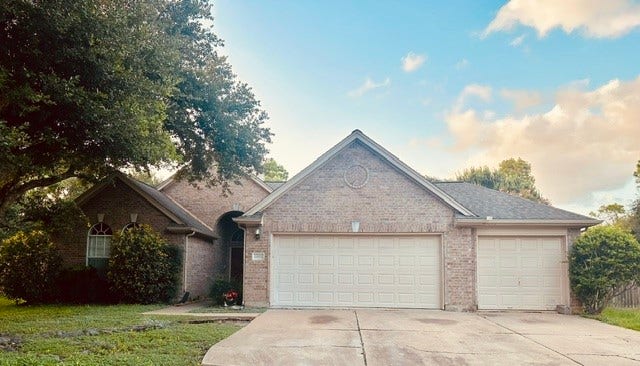 Property photo for 11405 White Forge Court, Sugar Land, TX