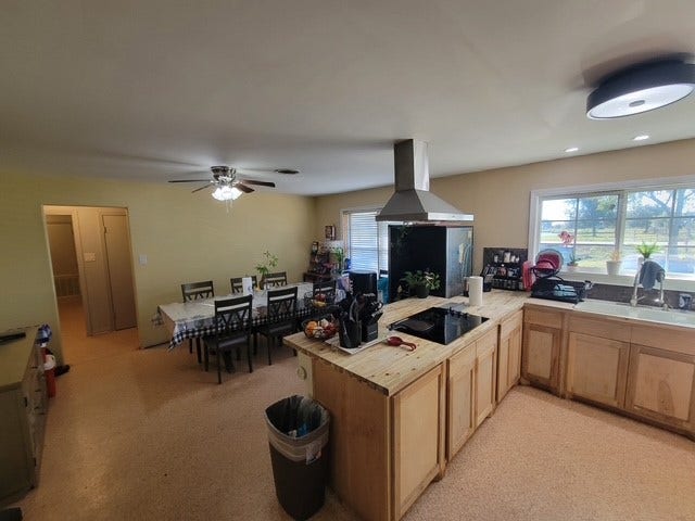 8002 County Road 172, Alvin, TX 77511 8002 County Road 172, Alvin, TX 77511