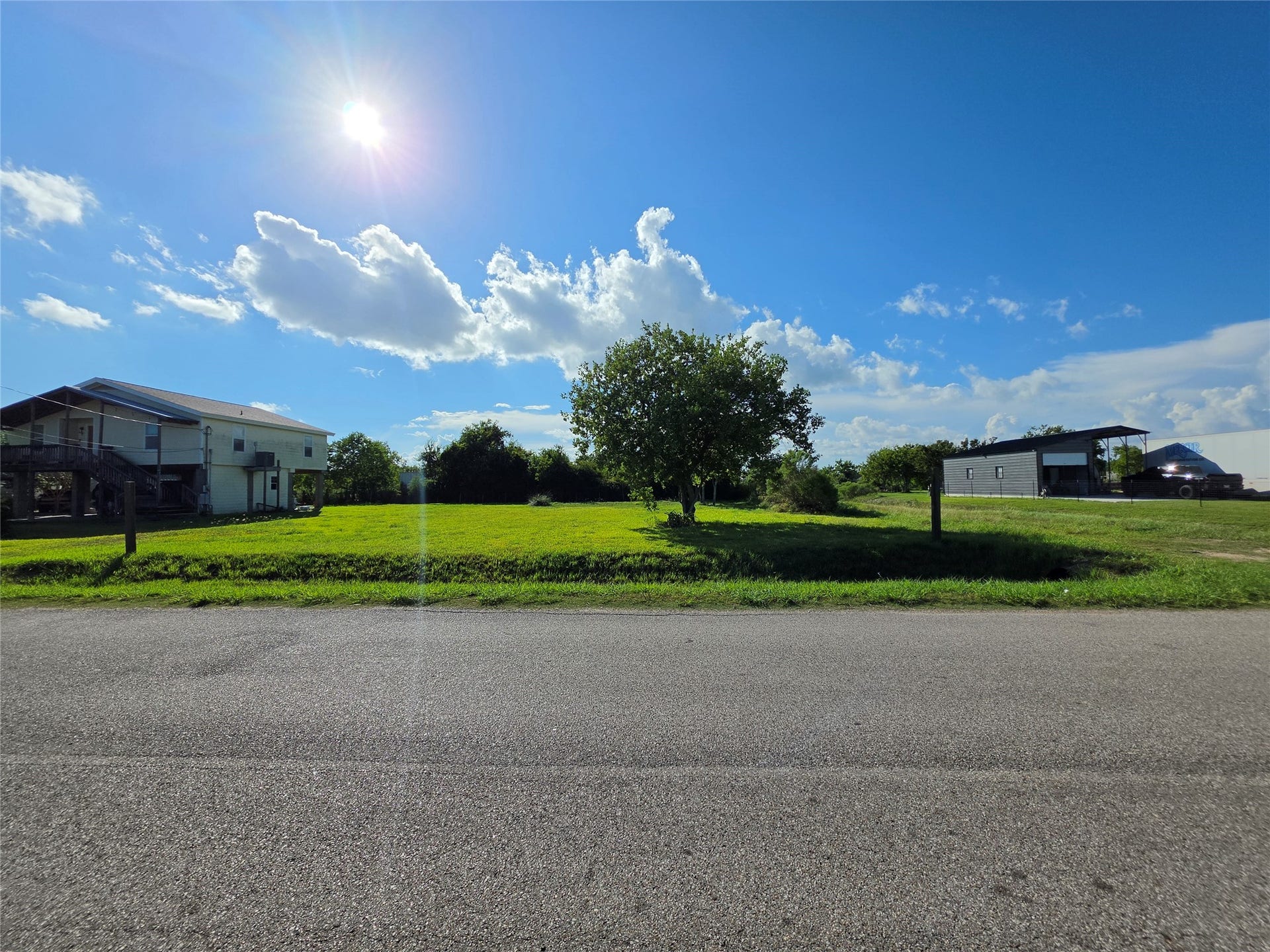 LOTS 31-32 BLK 90 16TH Street, San Leon, TX 77539 50' of 16th Street Frontage