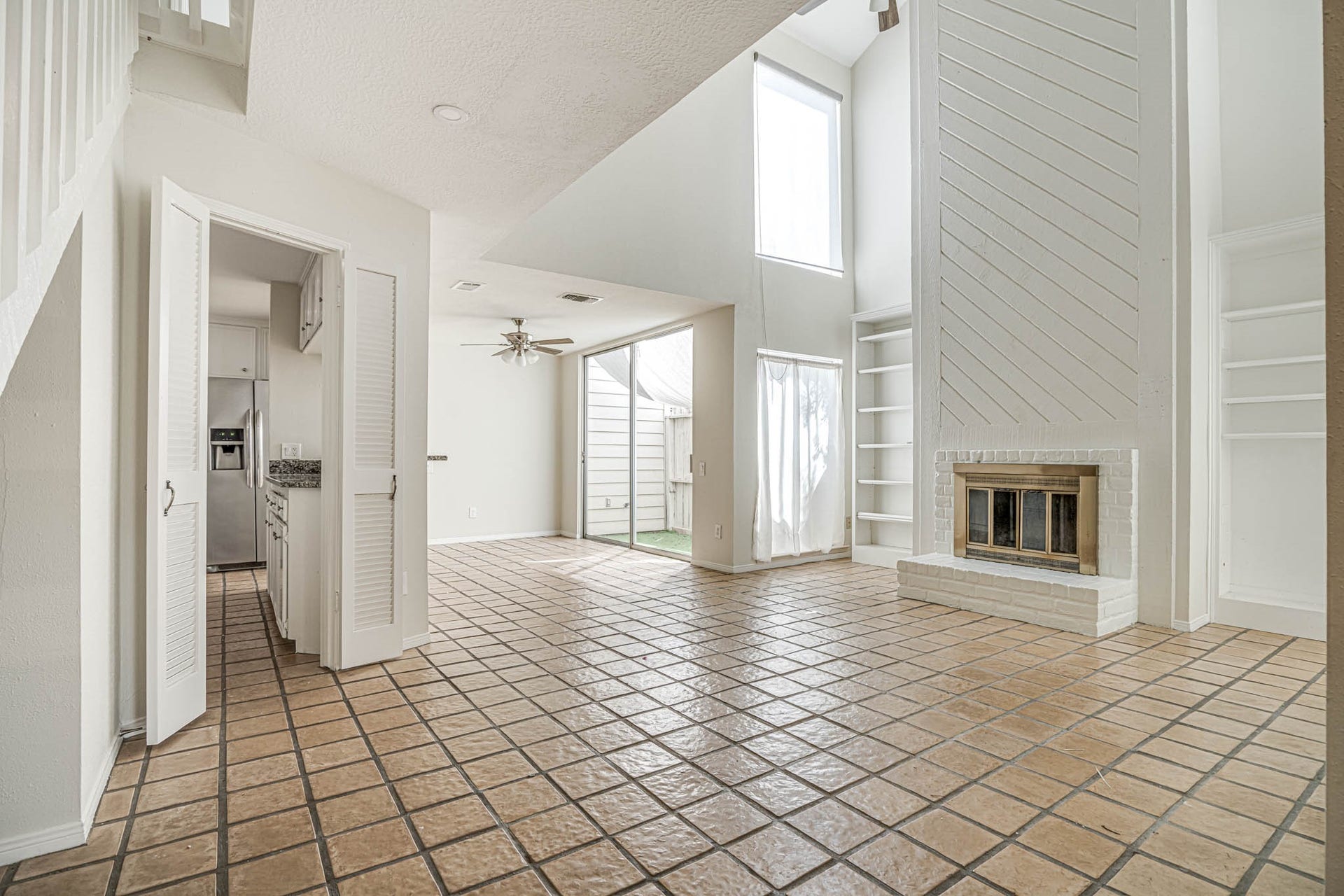 800 Country Place Drive, #1301, Houston, TX 77079 800 Country Place Drive, #1301, Houston, TX 77079