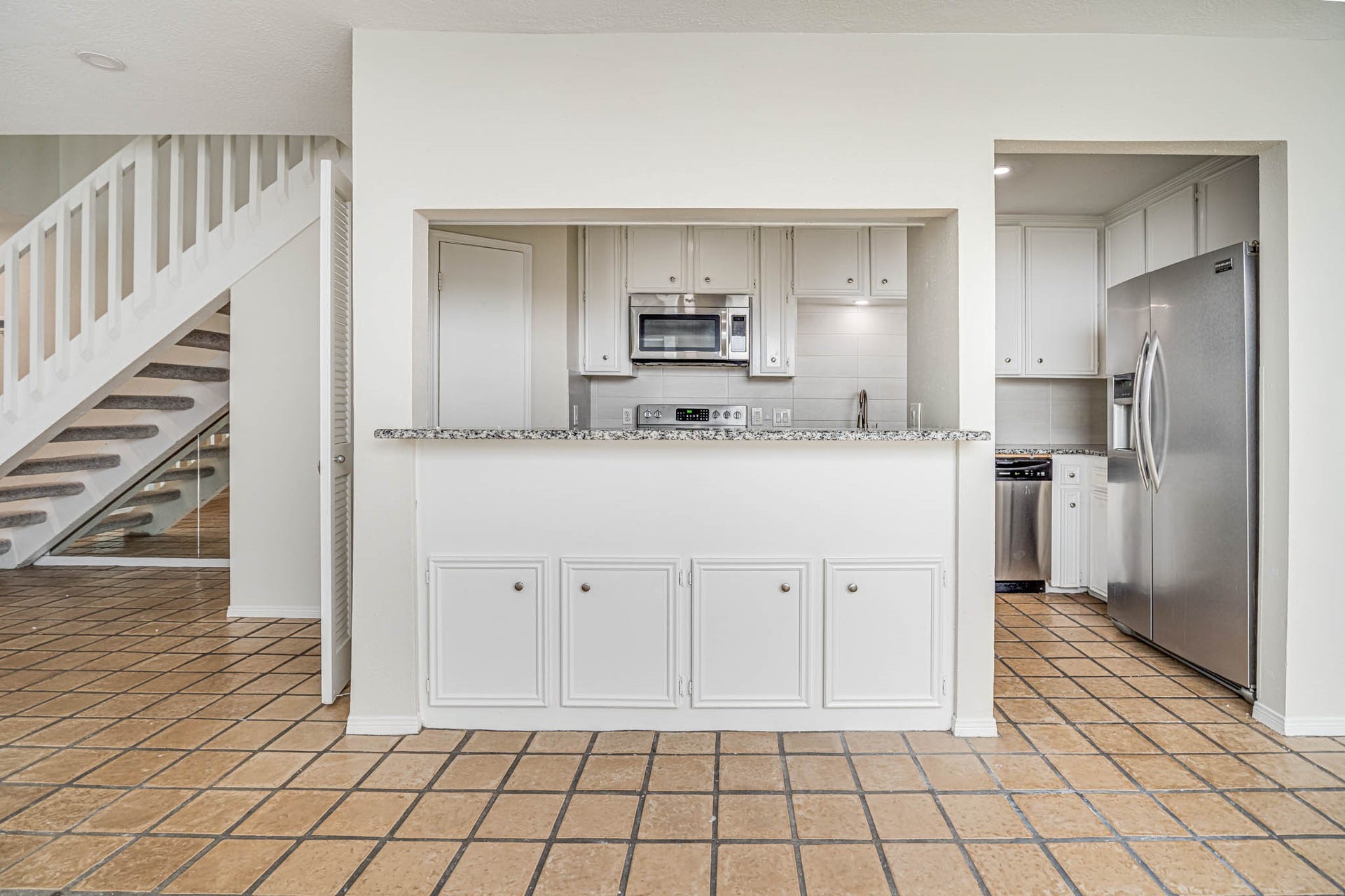 800 Country Place Drive, #1301, Houston, TX 77079 800 Country Place Drive, #1301, Houston, TX 77079