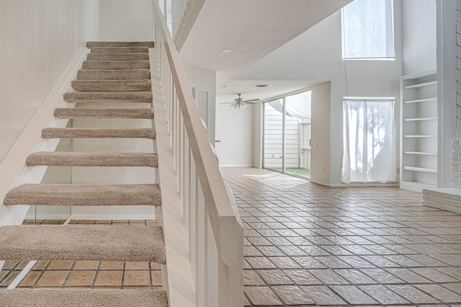 800 Country Place Drive, #1301, Houston, TX 77079 800 Country Place Drive, #1301, Houston, TX 77079