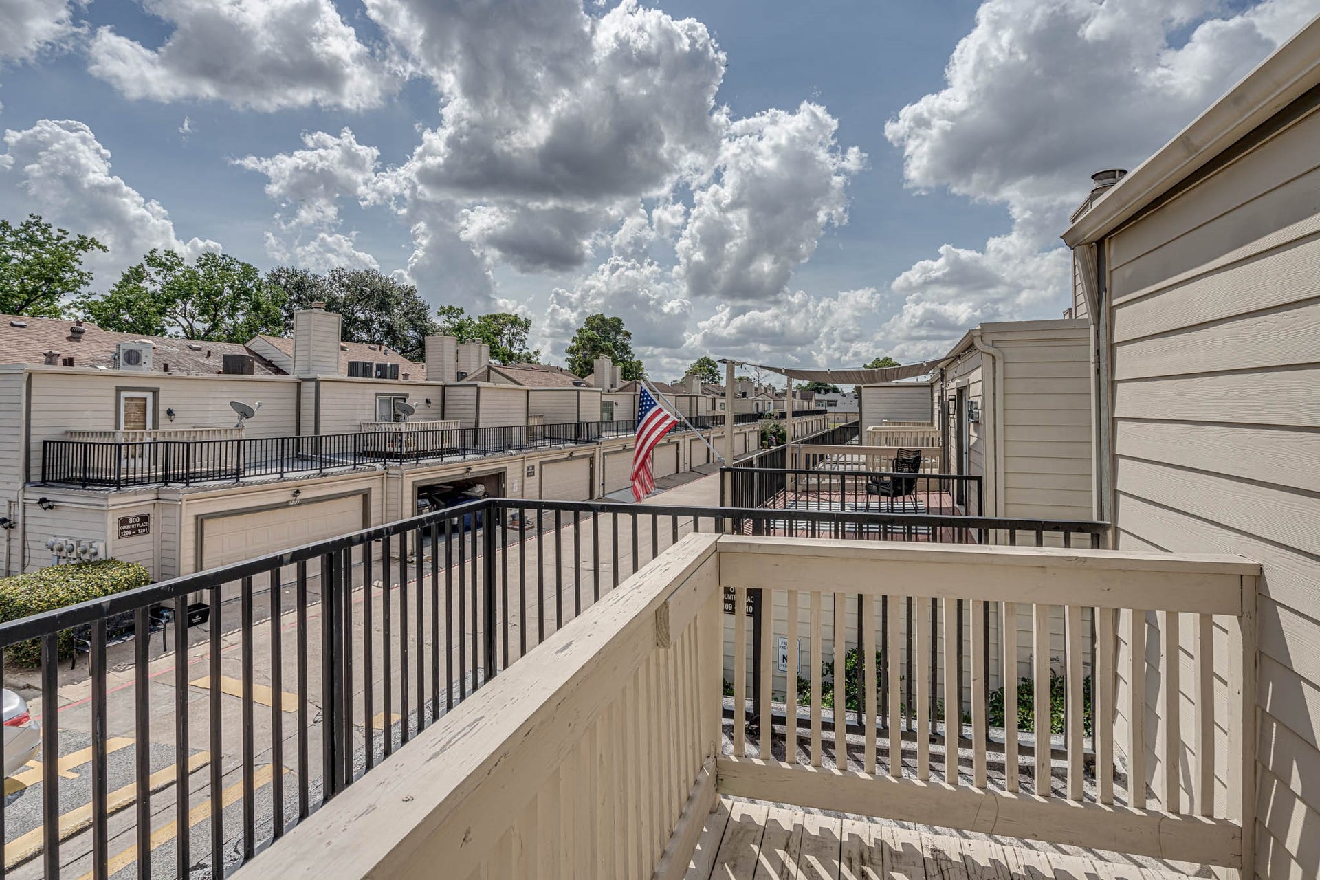 800 Country Place Drive, #1301, Houston, TX 77079 800 Country Place Drive, #1301, Houston, TX 77079