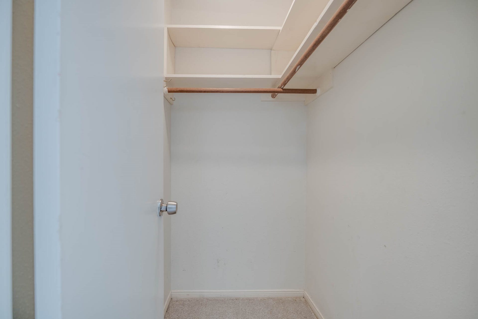 800 Country Place Drive, #1301, Houston, TX 77079 800 Country Place Drive, #1301, Houston, TX 77079