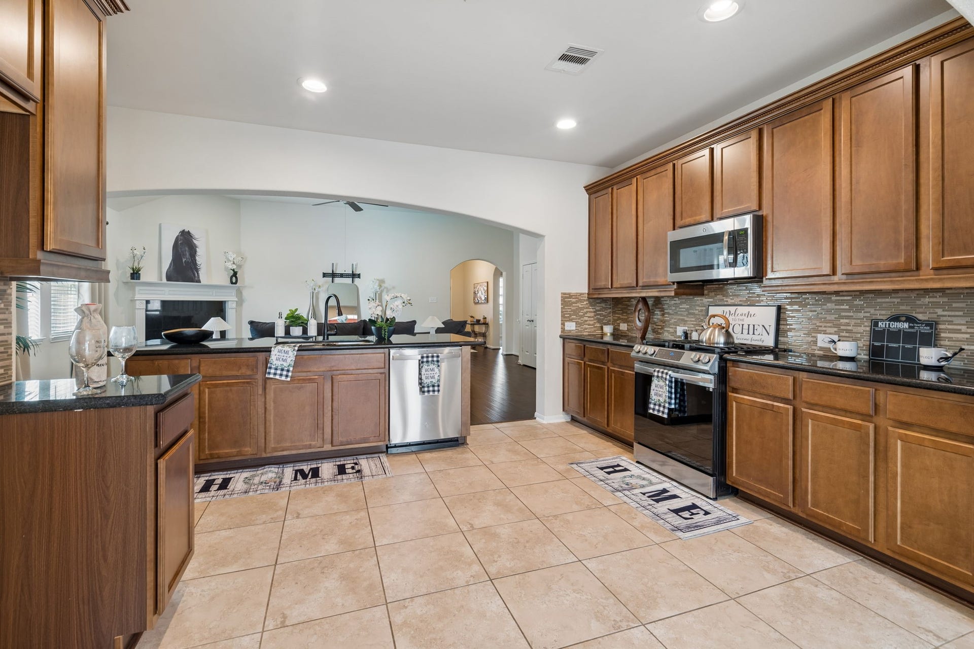 422 Stockport Drive, League City, TX 77573 Stay connected to the conversation while preparing meals!
