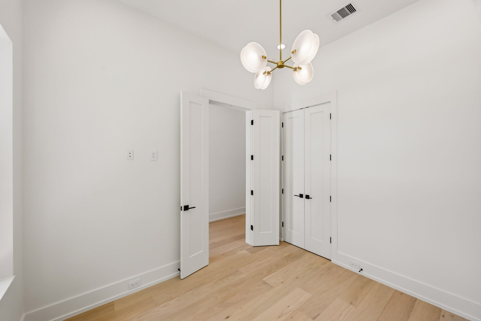 It also serves as a flexible downstairs guest room!