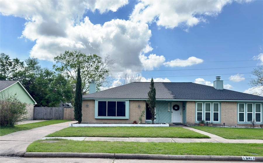 Property photo for 16411 Meadowbrook Farm Road, Houston, TX