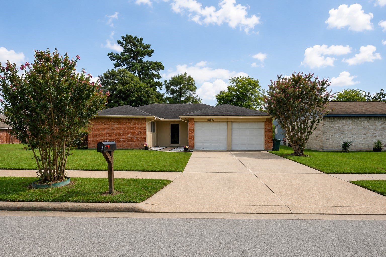 20027 Chipplegate Lane, Humble, TX 77338 20027 Chipplegate Lane, Humble, TX 77338