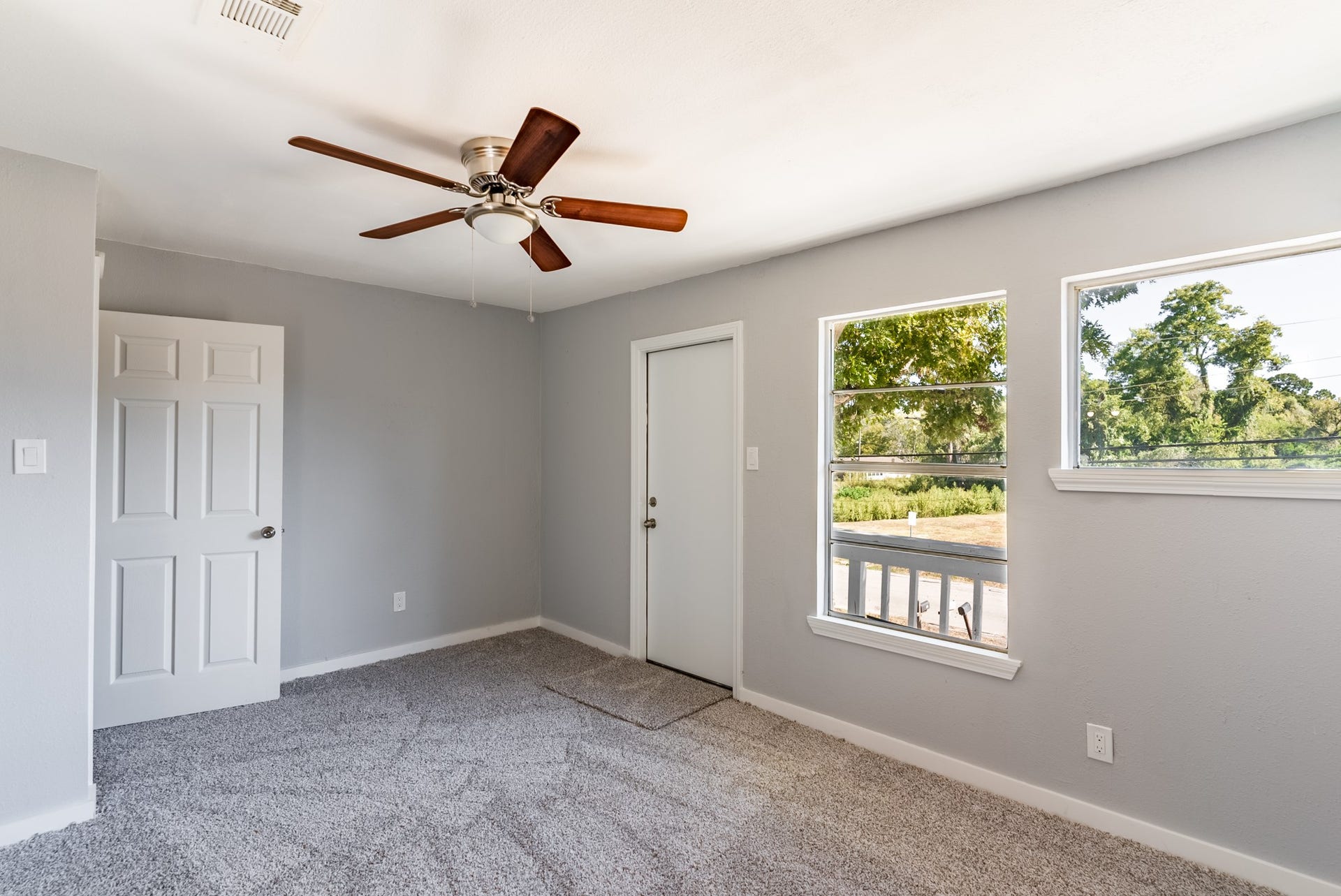 811 N 10th Street, Richmond, TX 77469 811 N 10th Street, Richmond, TX 77469