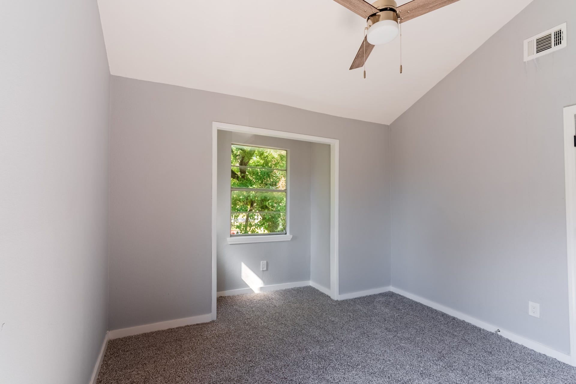 811 N 10th Street, Richmond, TX 77469 811 N 10th Street, Richmond, TX 77469