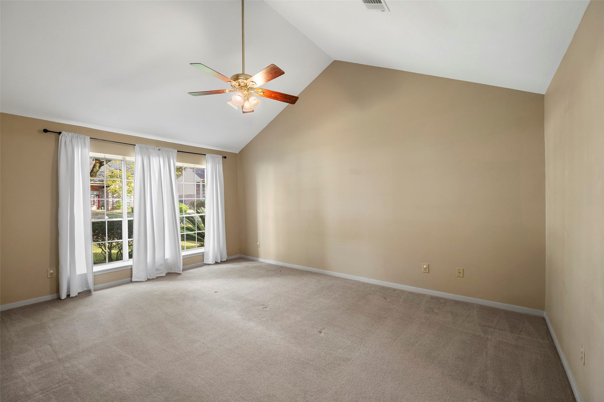 2631 Woodsboro Drive, Spring, TX 77388 2631 Woodsboro Drive, Spring, TX 77388