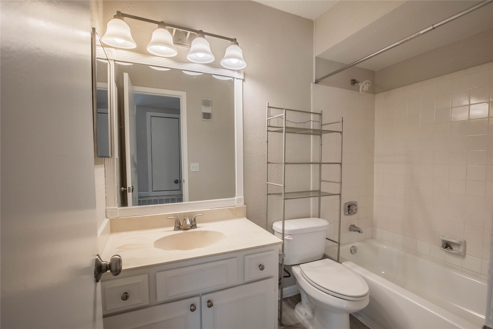 250 El Dorado Boulevard, #132, Houston, TX 77598