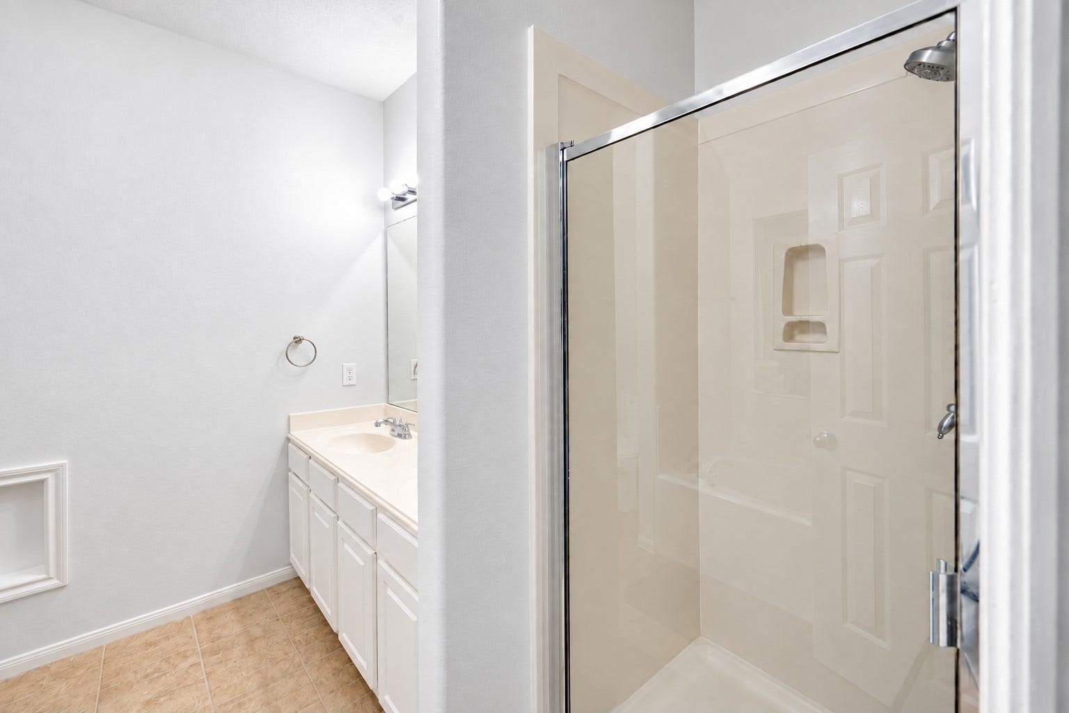8019 Thorncroft Manor Lane, Richmond, TX 77407 8019 Thorncroft Manor Lane, Richmond, TX 77407