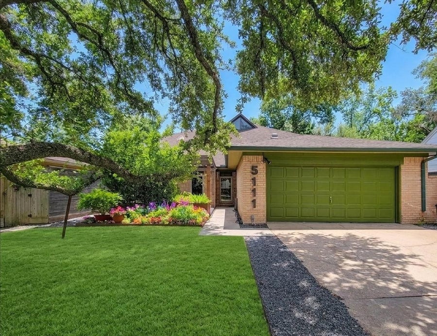 Property photo for 5111 Linden Street, Bellaire, TX