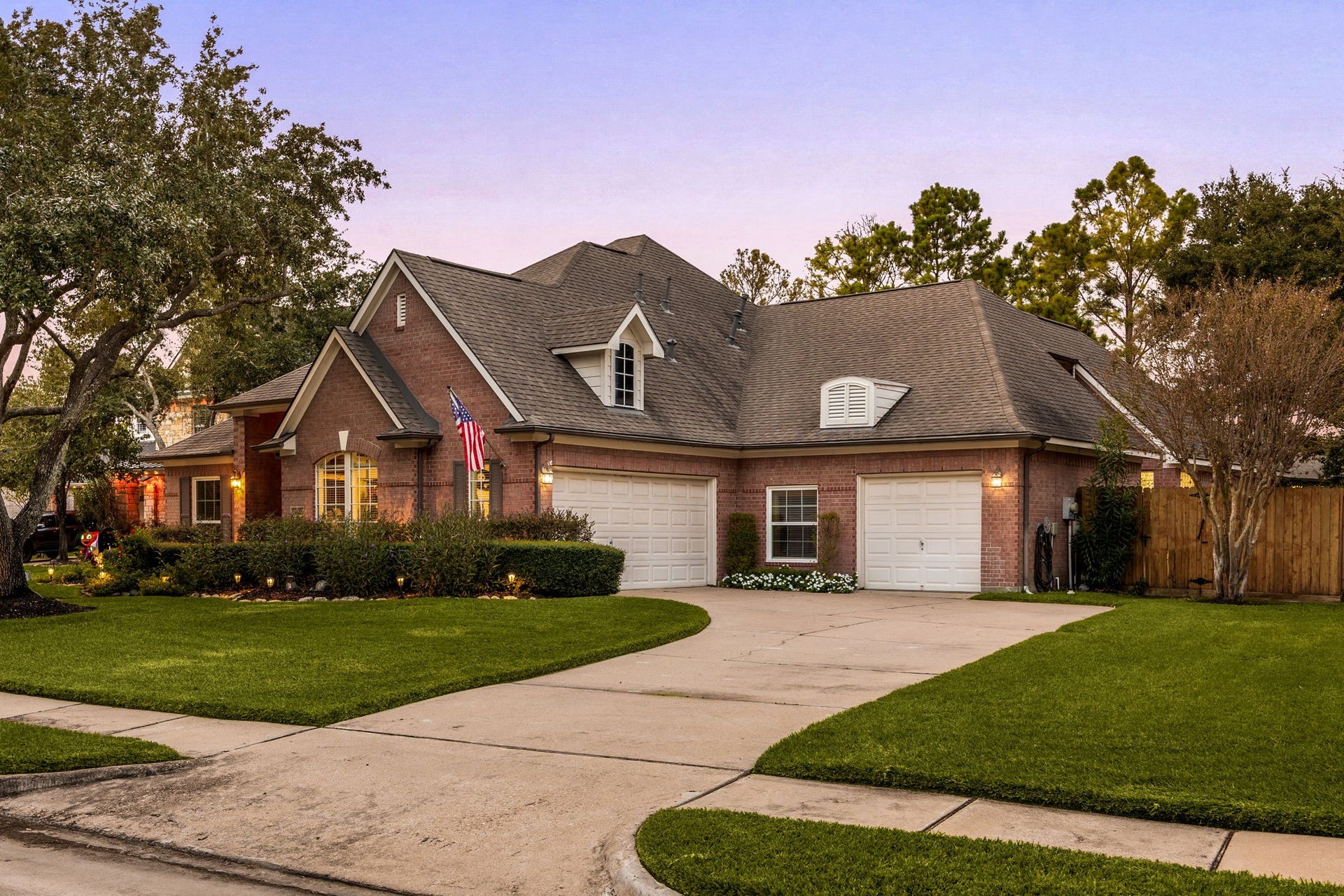 4110 Garden Cove Court, Katy, TX 77494 Tucked away on a quiet cul-de-sac street in premier Cinco Ranch and zoned to top-rated Katy ISD, this traditional brick masterpiece blends classic architectural elegance with undeniable warmth. Elegant outdoor lanterns, custom dark-stained shutters, a manicured lawn, and a welcoming covered porch invite you inside this spectacular property.