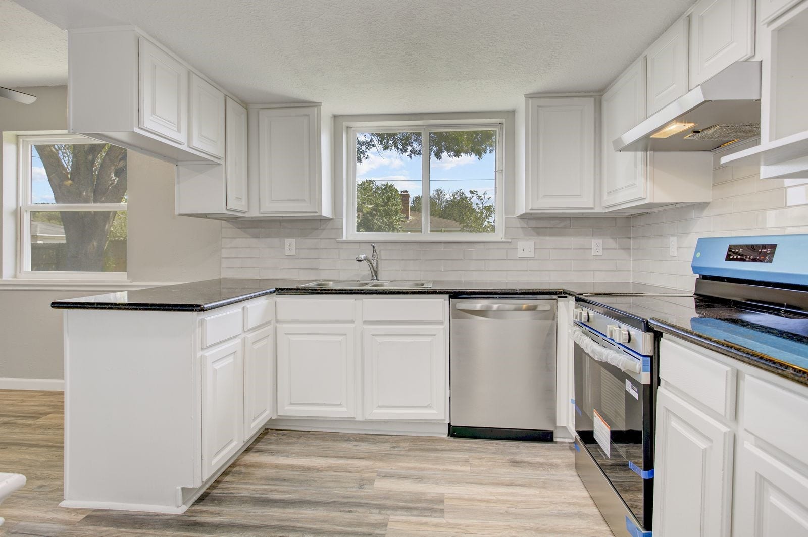 10403 Stockman Lane, Sugar Land, TX 77498 10403 Stockman Lane, Sugar Land, TX 77498