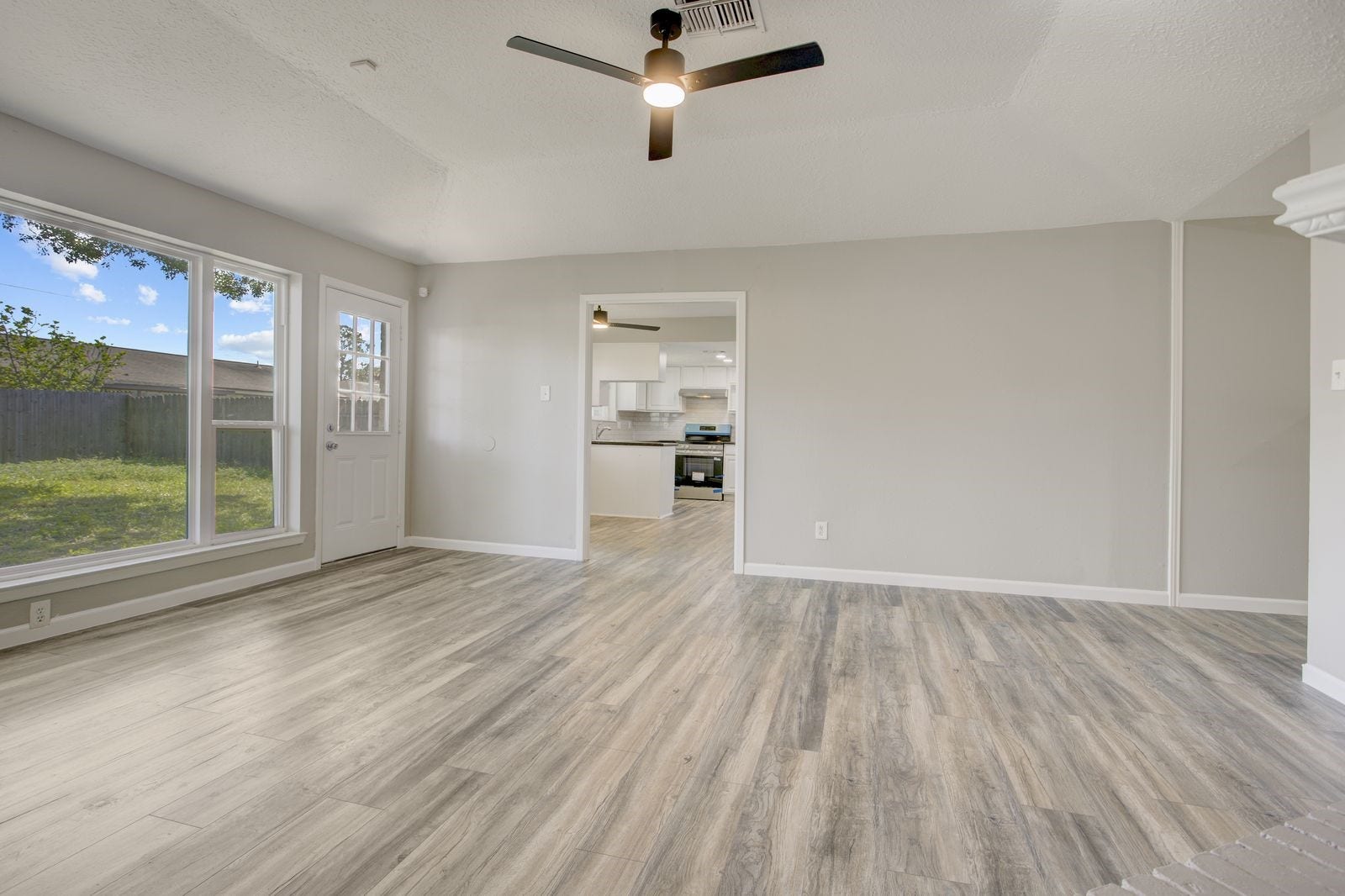 10403 Stockman Lane, Sugar Land, TX 77498 10403 Stockman Lane, Sugar Land, TX 77498