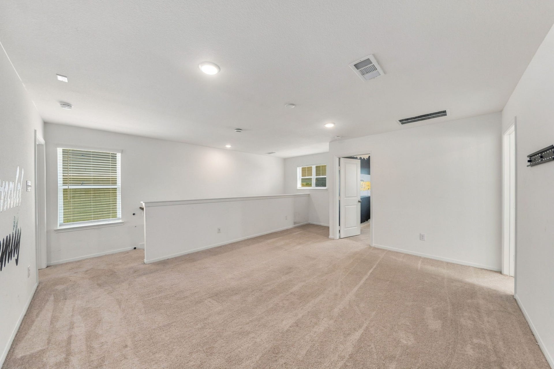 24526 Red Hawthorn Trace, Porter, TX 77365 Family Room