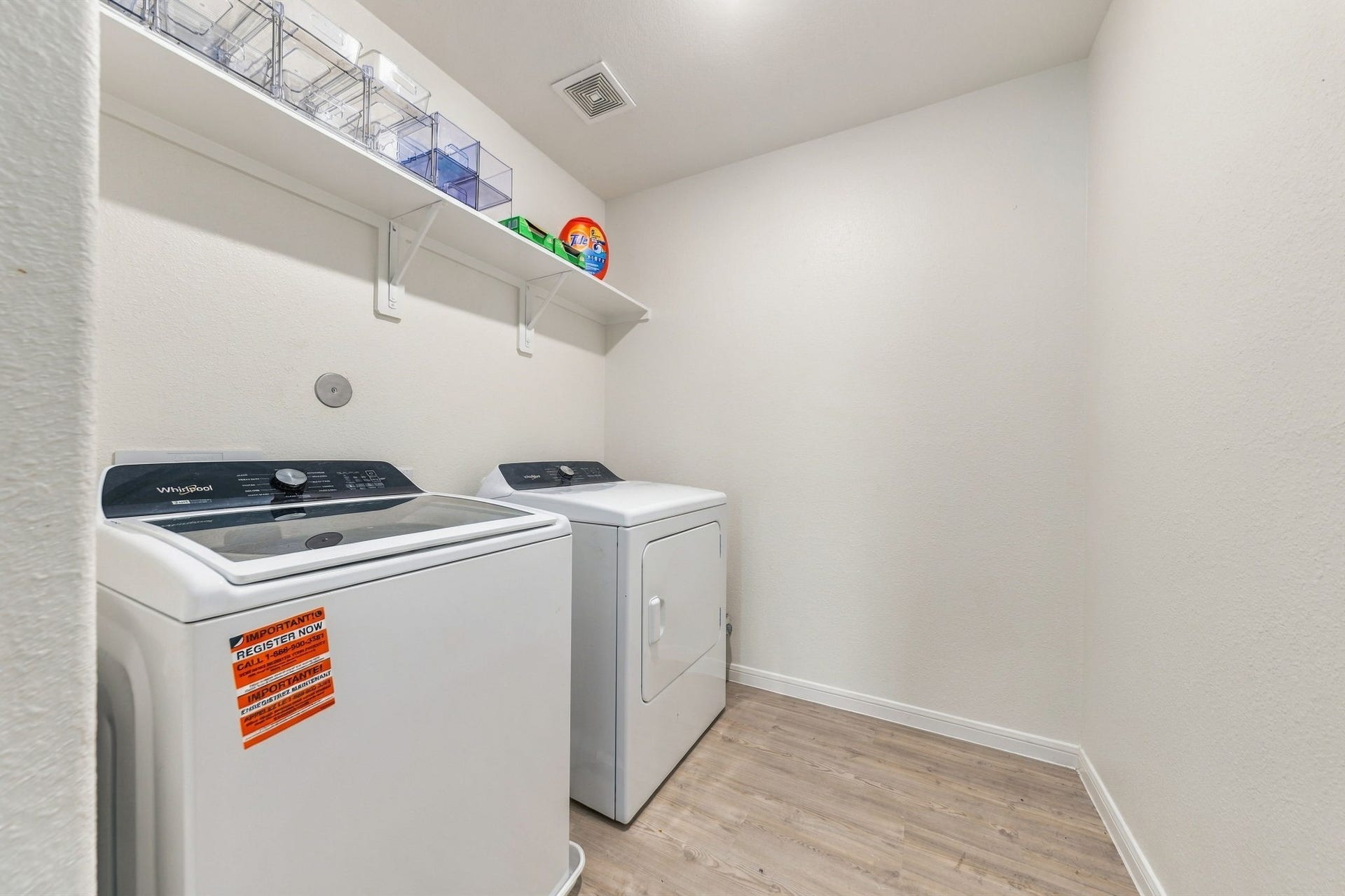 24526 Red Hawthorn Trace, Porter, TX 77365 Laundry Room