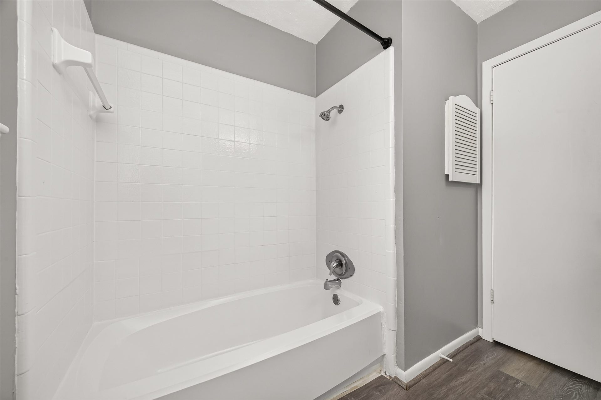25815 Pepper Ridge Lane, Spring, TX 77373 Full Bathroom