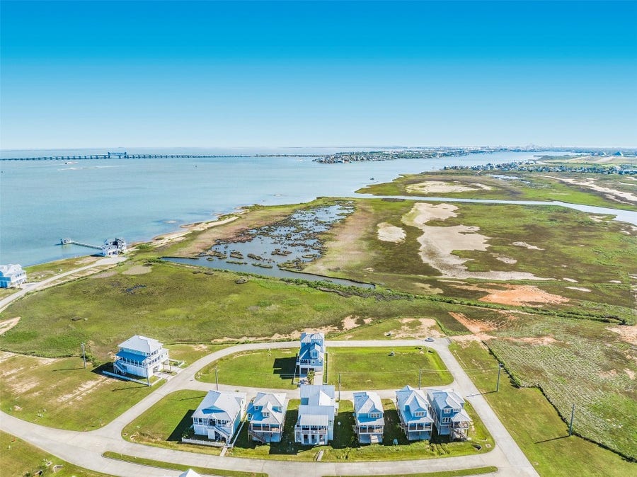 Property photo for 1626 Brown Pelican Bend, Galveston, TX