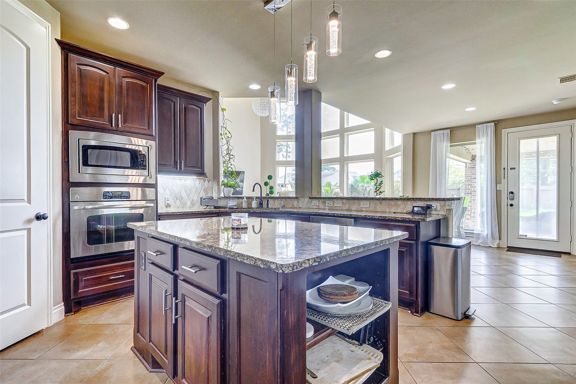 16214 Canova Hill Lane, Houston, TX 77044 16214 Canova Hill Lane, Houston, TX 77044