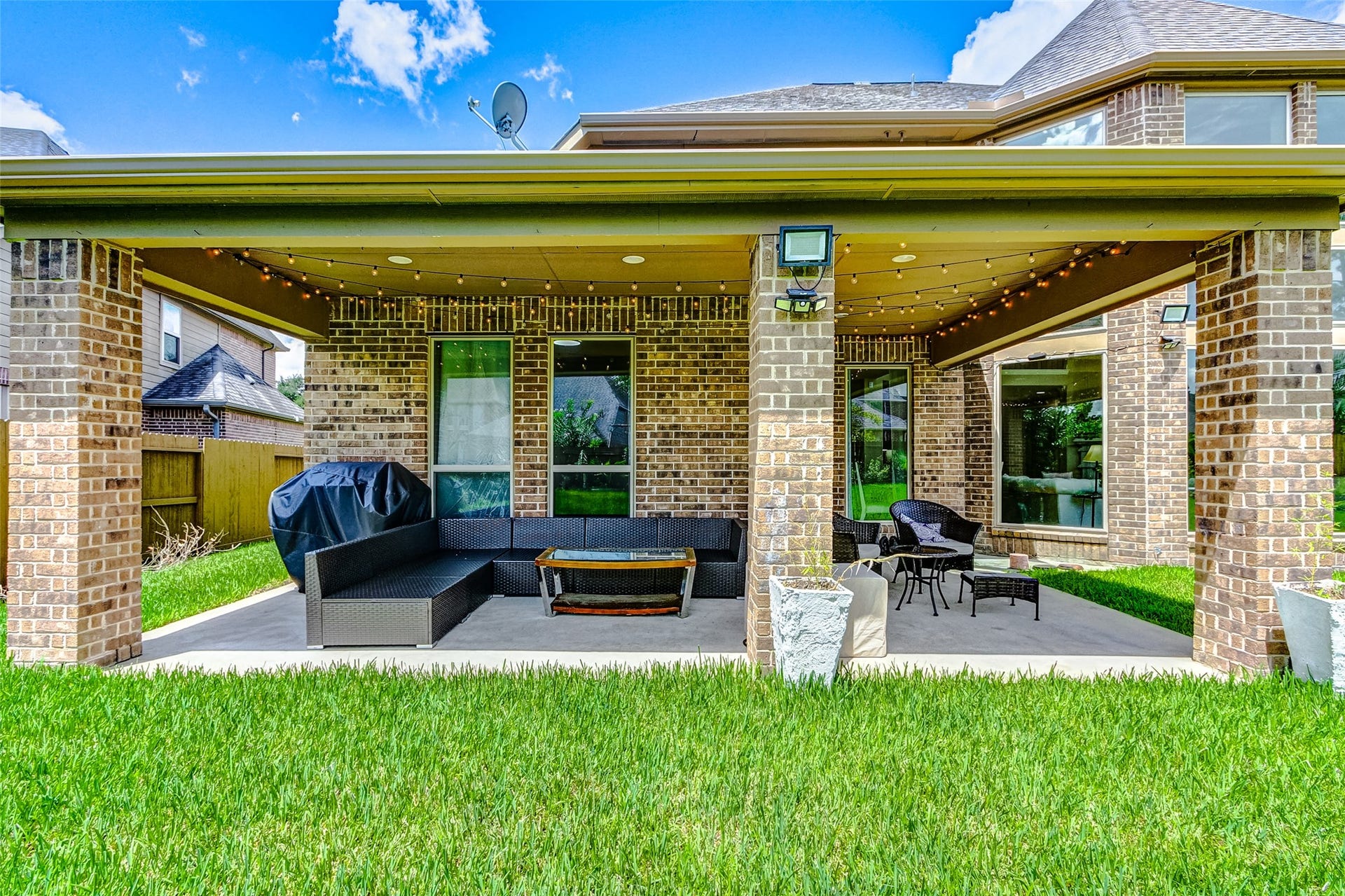 16214 Canova Hill Lane, Houston, TX 77044 16214 Canova Hill Lane, Houston, TX 77044