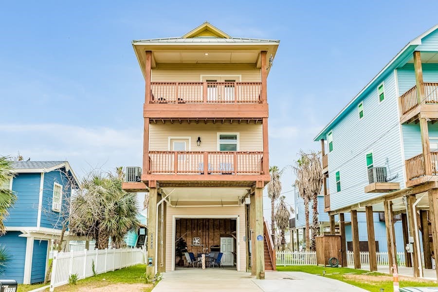 Property photo for 11221 Schwartz Drive, Galveston, TX