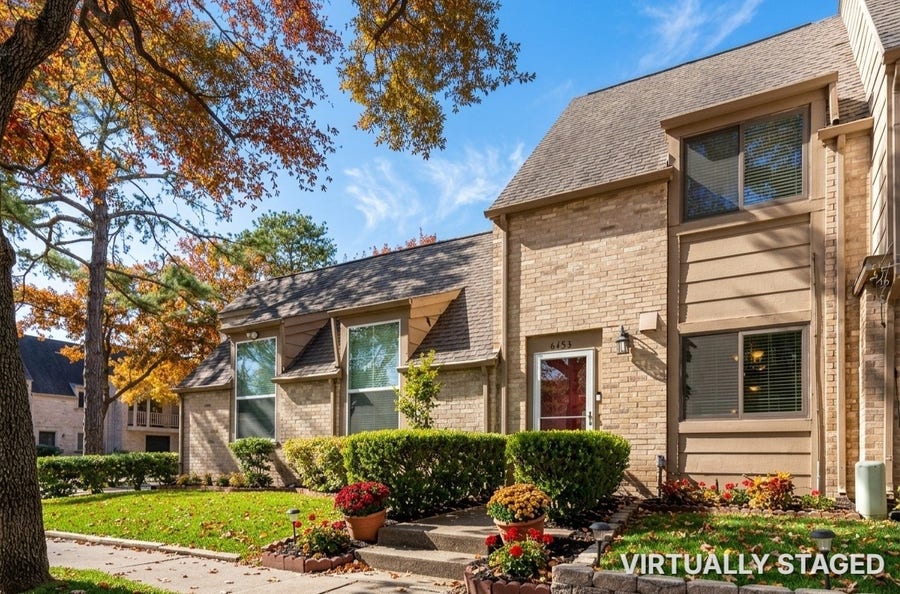 Property photo for 6453 Alisa Lane, Houston, TX