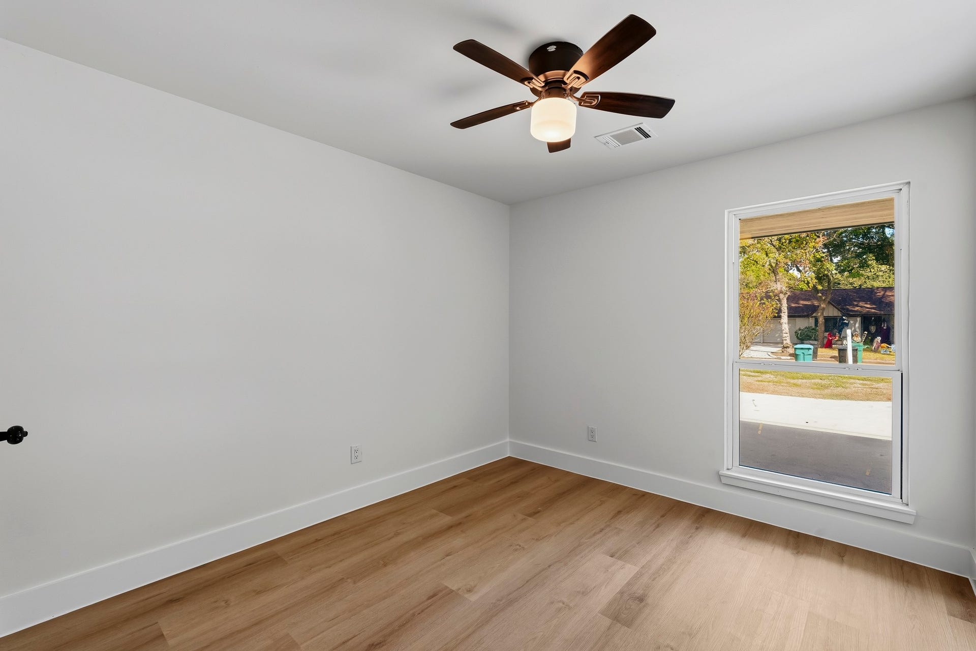6003 Sanford Road, Houston, TX 77096