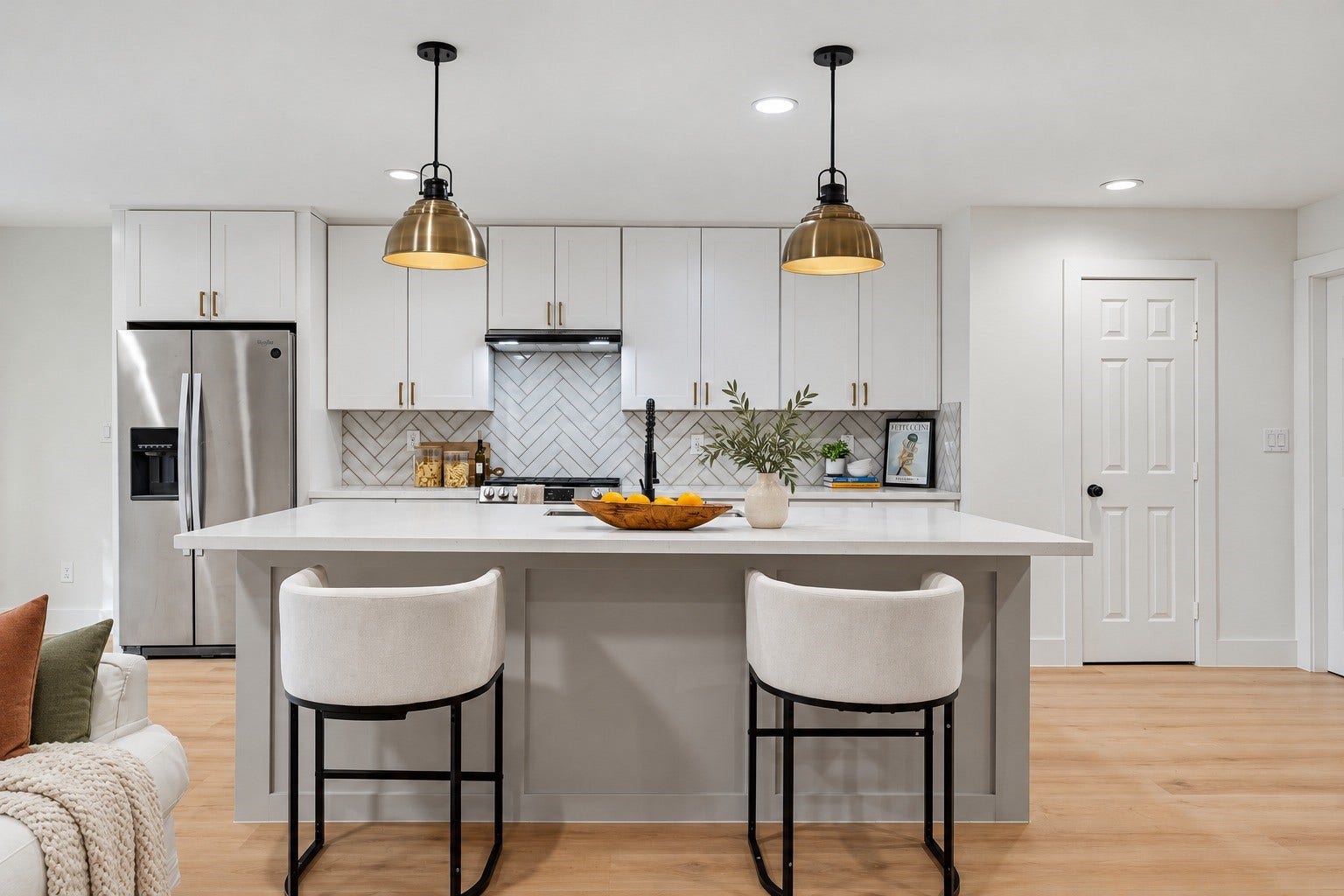 Combo virtual & real staging