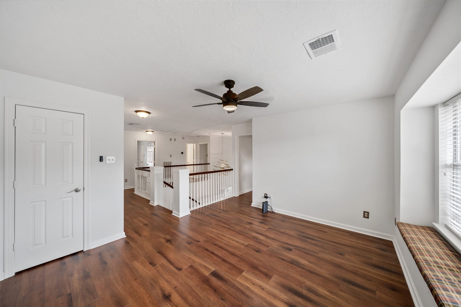 1123 Summer Brook, Sugar Land, TX 77479 A versatile game room that adapts to your lifestylewhether its a media space, playroom, or additional living area. Open and inviting, this space offers the flexibility to create the environment that fits your needs, all while staying connected to the flow of the home.