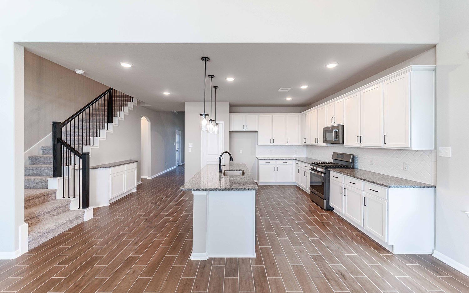 3823 Mulberry Farms Drive, Santa Fe, TX 77510 3823 Mulberry Farms Drive, Santa Fe, TX 77510