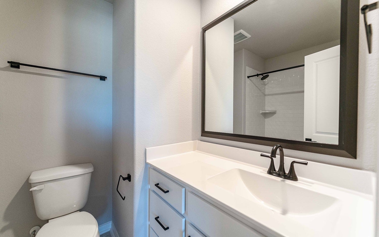 3823 Mulberry Farms Drive, Santa Fe, TX 77510 3823 Mulberry Farms Drive, Santa Fe, TX 77510