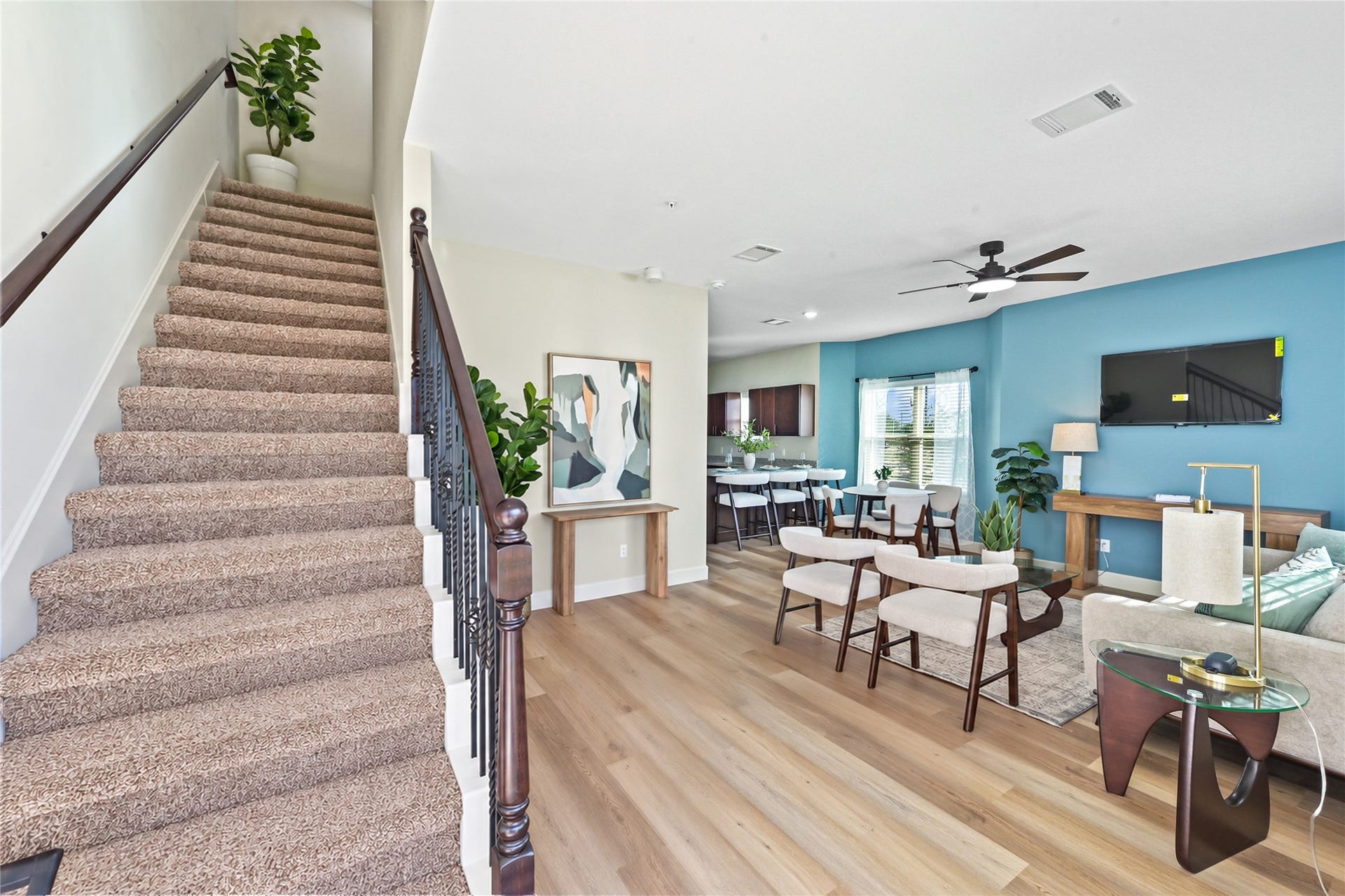 500 Legacy, #401, Alvin, TX 77511 Entry way