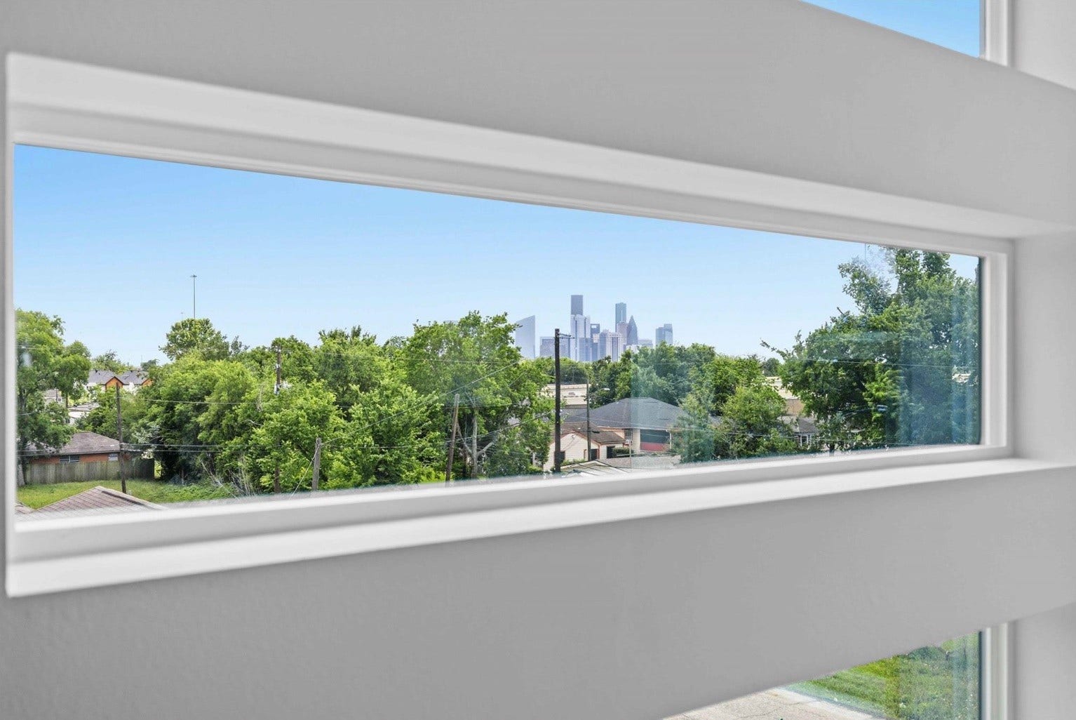 3103 Lelia Street, #B, Houston, TX 77026 Listing photos are of a neighboring unit and include professional staging. Staging, furniture, and dcor are not included with the property. Photos are intended to showcase the floor plan and design; actual finishes may vary.