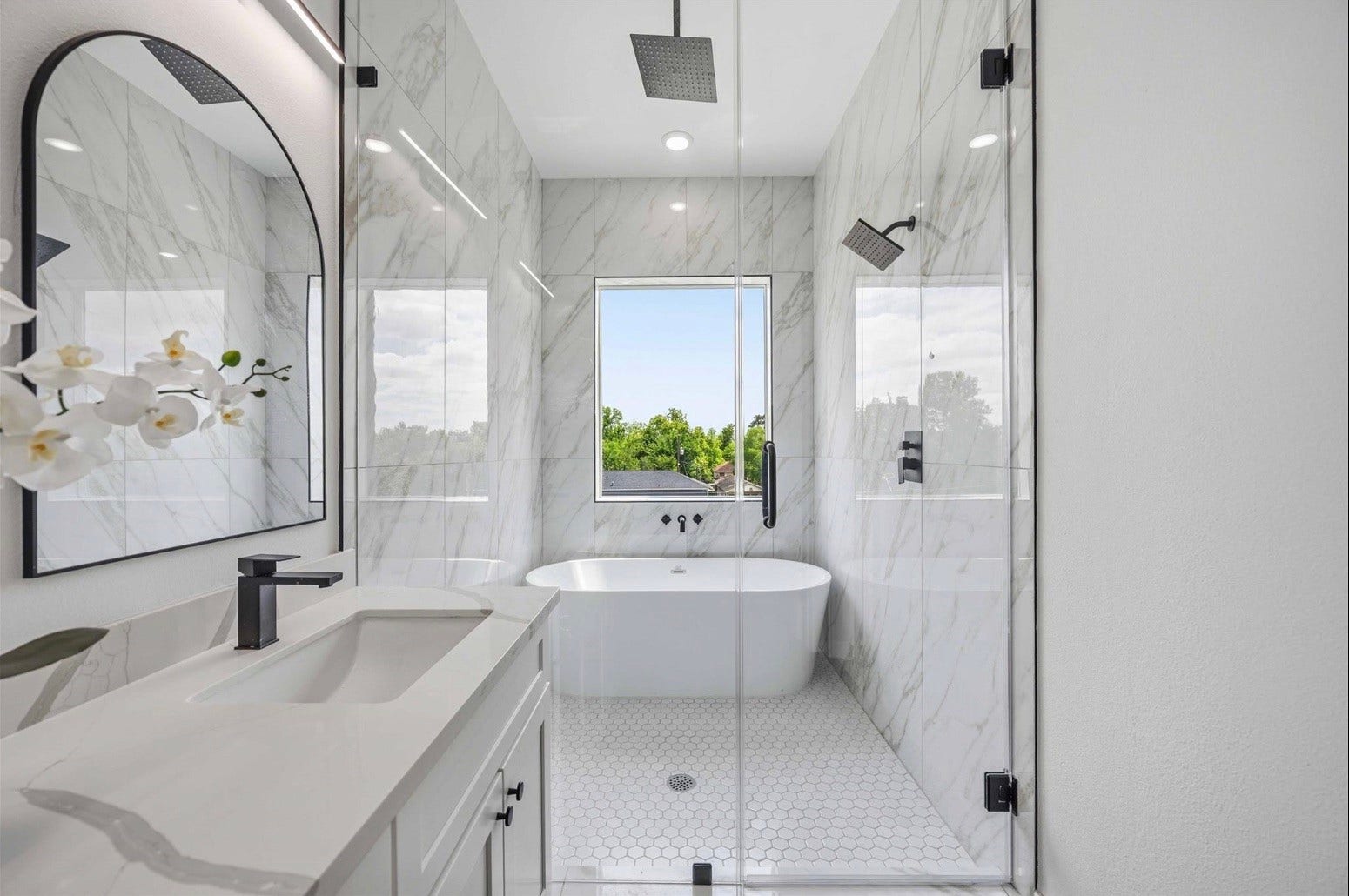 3103 Lelia Street, #B, Houston, TX 77026 Listing photos are of a neighboring unit and include professional staging. Staging, furniture, and dcor are not included with the property. Photos are intended to showcase the floor plan and design; actual finishes may vary.
