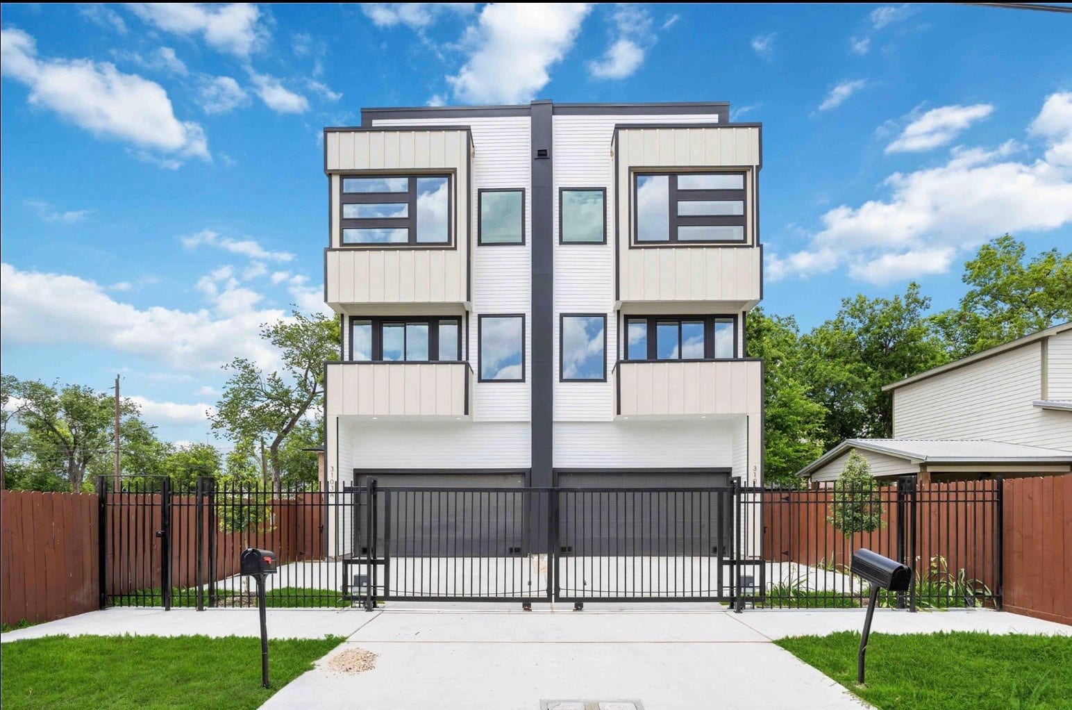 3103 Lelia Street, #B, Houston, TX 77026 Listing photos are of a neighboring unit and include professional staging. Staging, furniture, and dcor are not included with the property. Photos are intended to showcase the floor plan and design; actual finishes may vary.