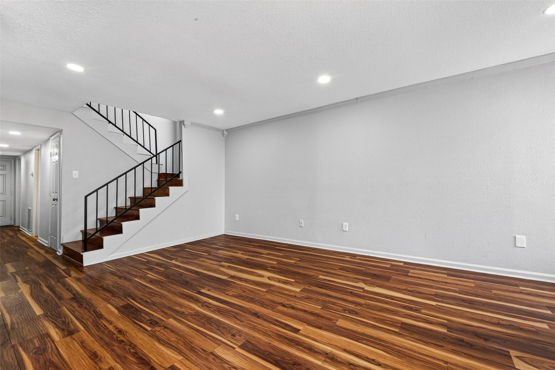 7365 Antoine Drive, Houston, TX 77088 7365 Antoine Drive, Houston, TX 77088